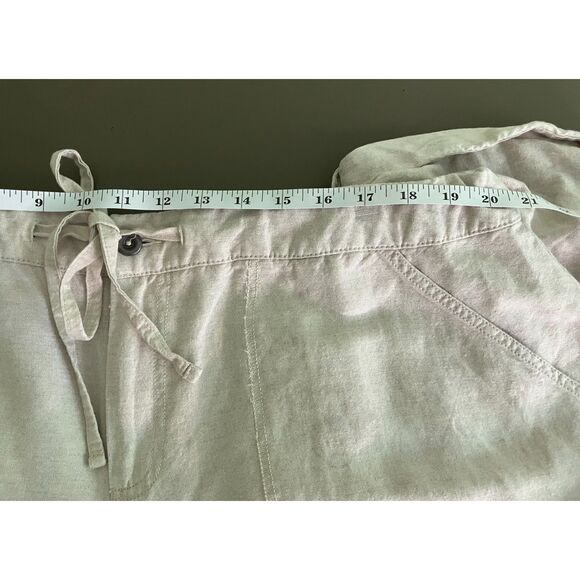 Lane Bryant khaki gold linen roll cuff capri pants - Picture 10 of 15